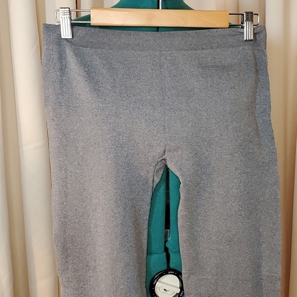 0183. NWOTs ~ Basic Stretch ~ Warming Layer ~ Tights - Picture 3 of 4